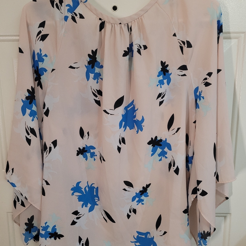 Vince Camuto‎ Floral Kimono Sleeve Blouse Size Small - Picture 5 of 5